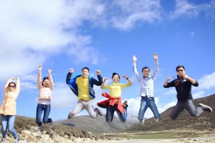 如何在學(xué)校活動(dòng)中培養(yǎng)高年段智障學(xué)生的集體意識(shí)