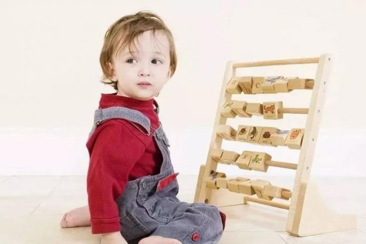 推薦10種游戲克服及訓(xùn)練幼兒感覺統(tǒng)合