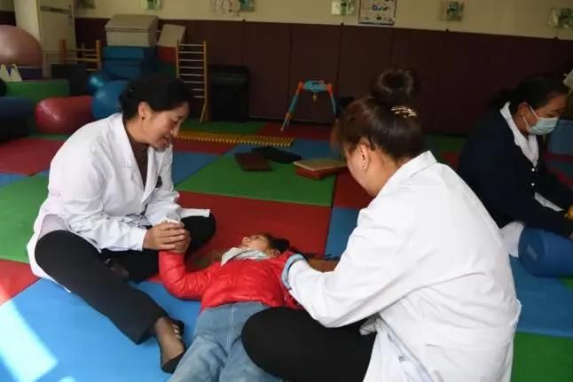 【兩會聲音】全國人大代表邊巴：殘疾人康復(fù)事業(yè)仍需獲得廣泛關(guān)注