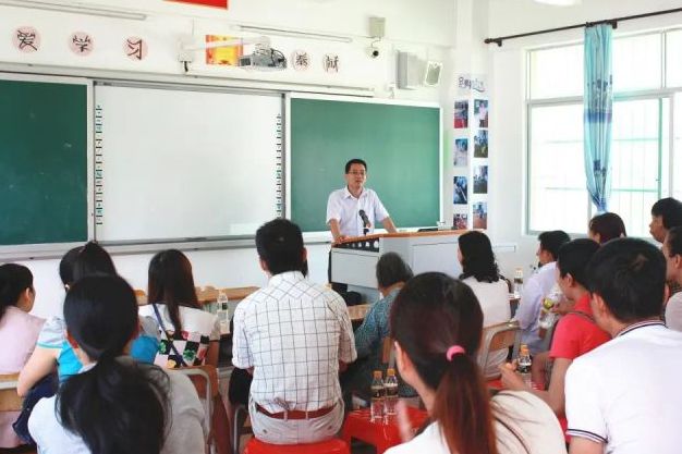 儋州市特殊教育學(xué)校校長(zhǎng)邢瓊杰：為特殊孩子撐起一片天空