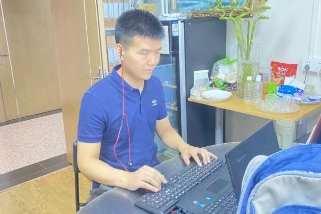 37歲盲人梁江波考取清華研究生：人生有很多機(jī)會(huì)和可能