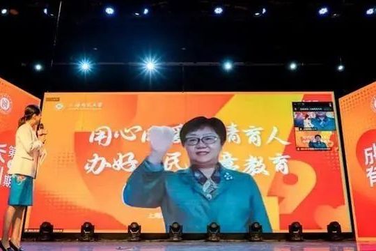 35年的追夢經(jīng)歷，特殊兒童的悲喜她感同身受
