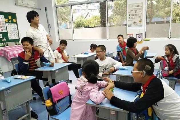 山西省政府辦公廳：特教老師基本工資上調(diào)！特殊學(xué)生每生每年補助7000元以上！