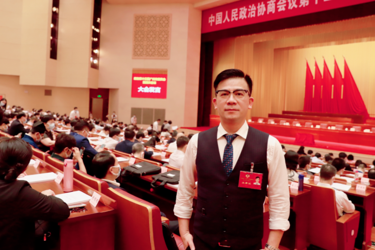 市政協(xié)委員鄭子殷：加大特殊教育資源投入力度