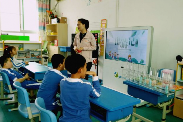 自閉癥兒童融合教育，怎樣協(xié)助孩子適應(yīng)課堂？